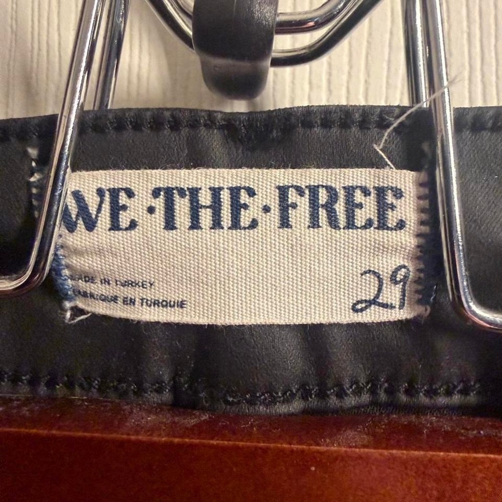 We the‎ Free jeans